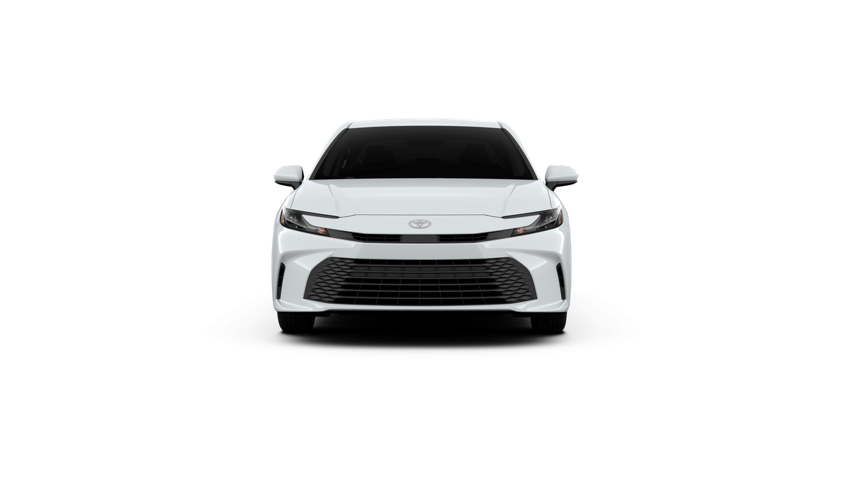 2026 Toyota Camry LE's photo