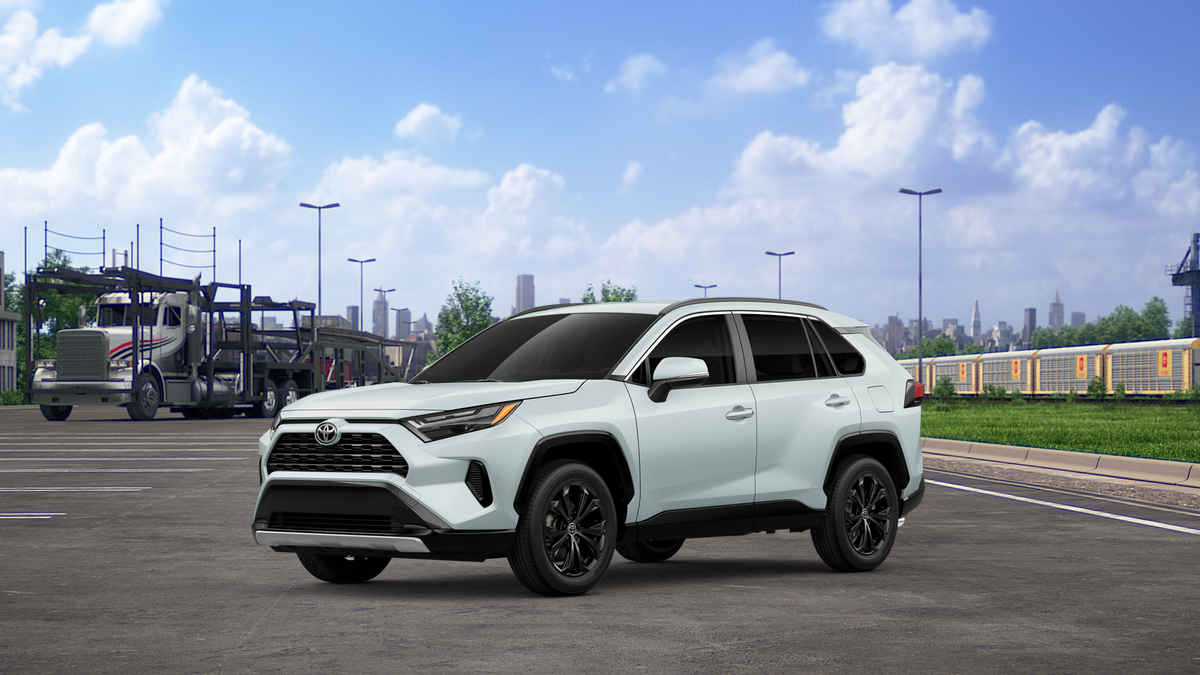 2025 Toyota RAV4 Hybrid SE photo 2
