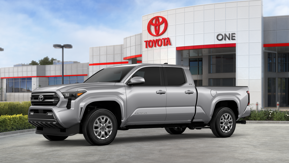 2025 Toyota Tacoma SR5 Double Cab photo 2