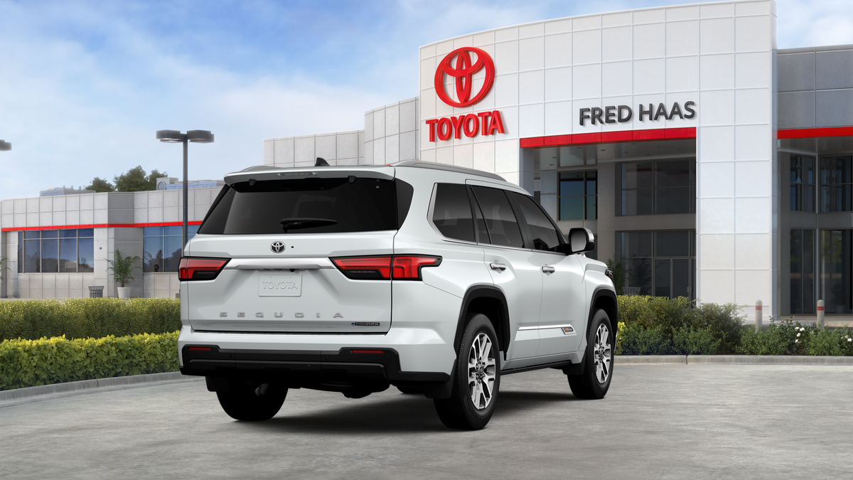 New 2026 Wind Chill Pearl <sup>1</sup> Toyota  1794 Edition image 11
