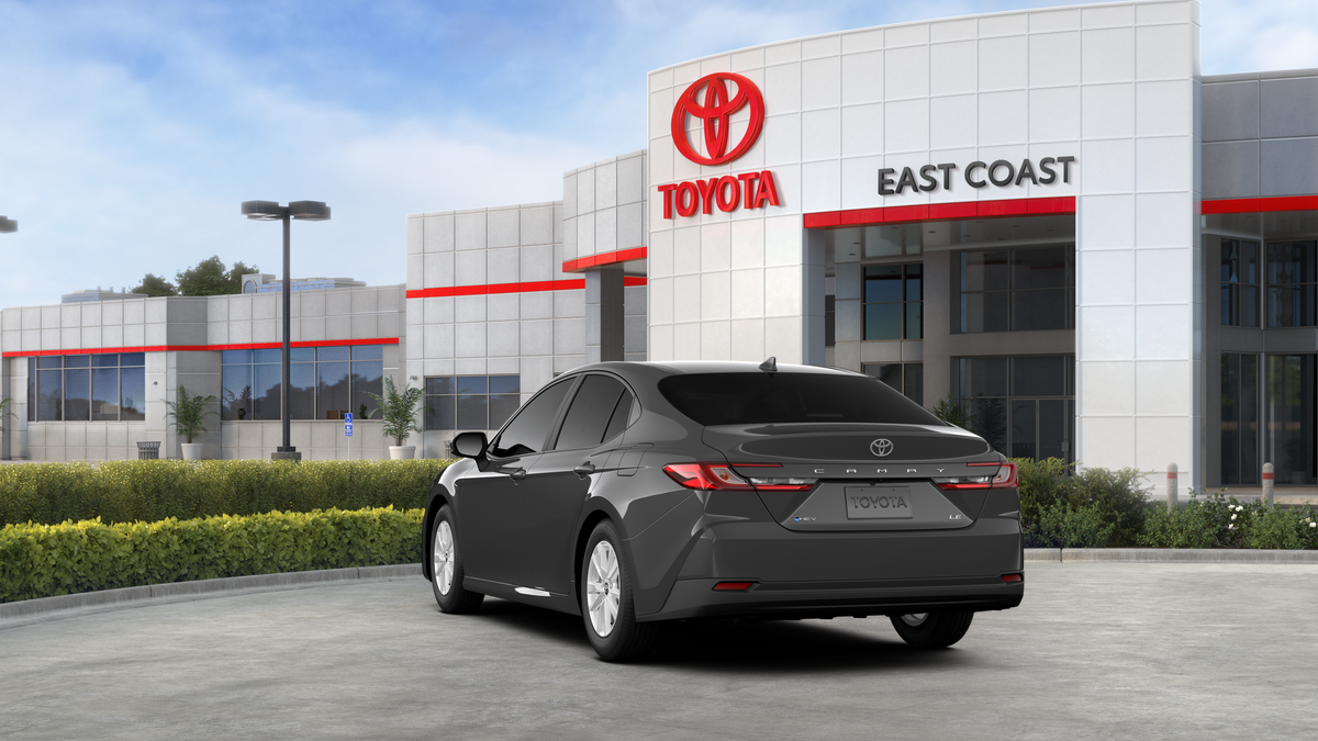 2025 Toyota Camry LE photo 8