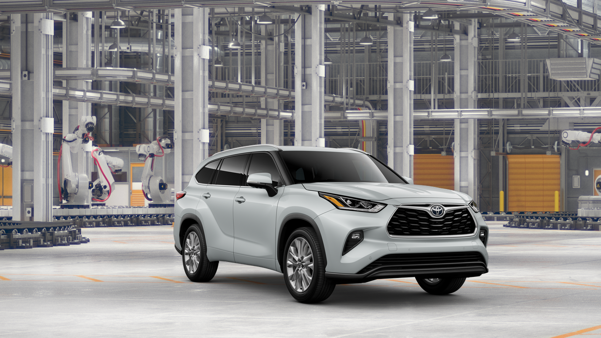 2025 Toyota Highlander Limited photo 11