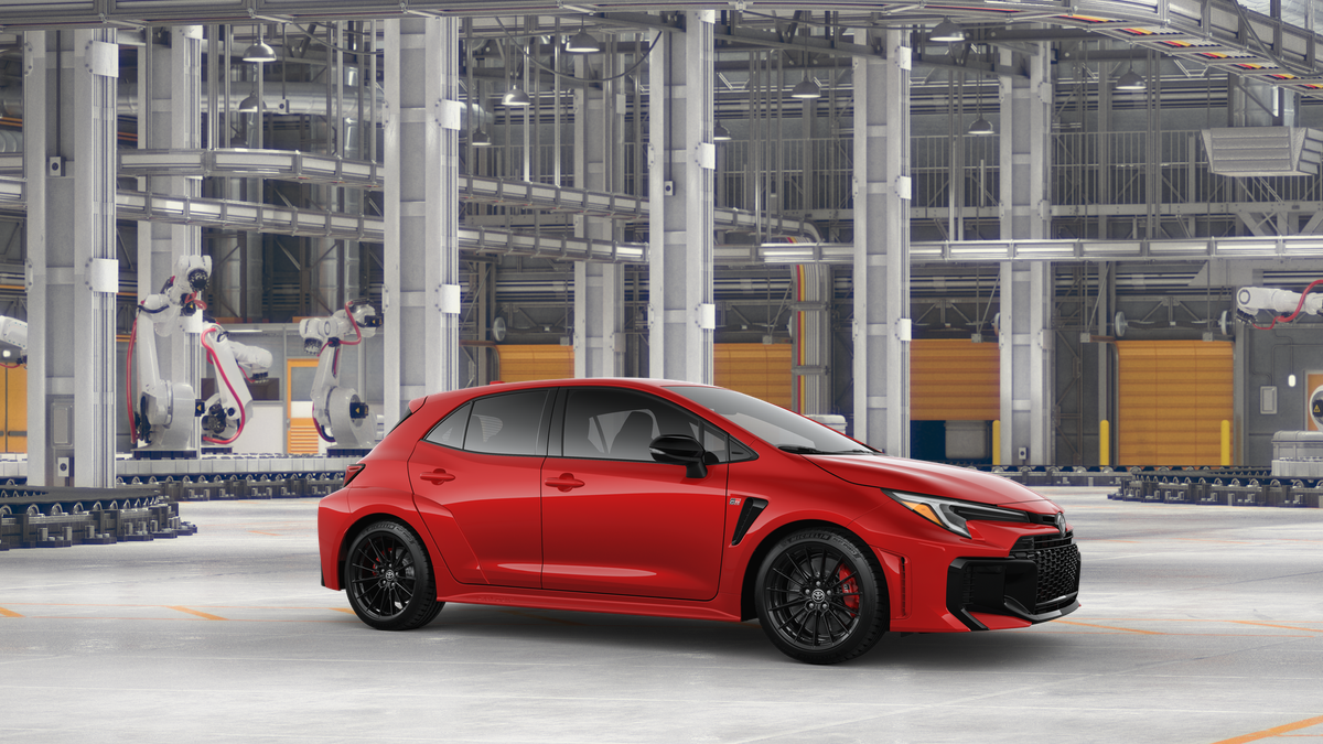2025 Toyota Corolla GR Premium photo 9