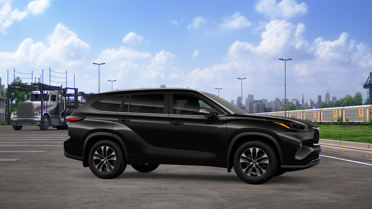 New 2026 Midnight Black Metallic Toyota  XLE image 15