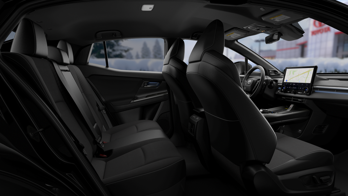 2026 Toyota C-HR photo 2