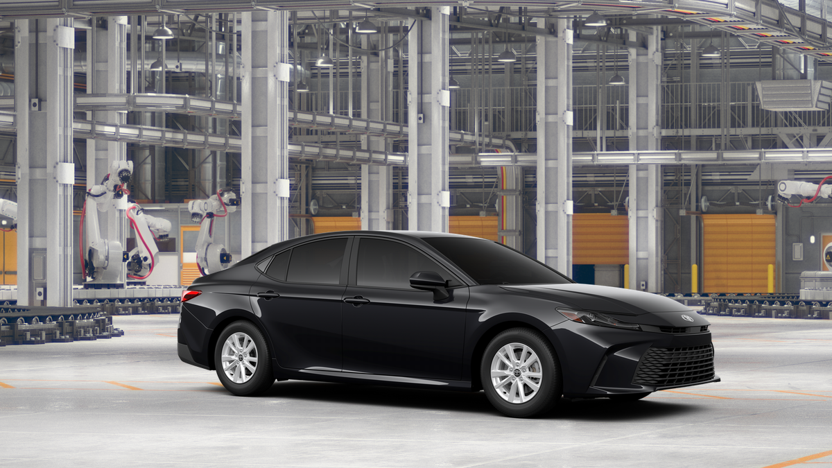 2026 Toyota Camry LE photo 14