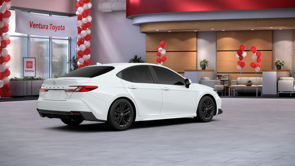 2025 Toyota Camry SE photo 30