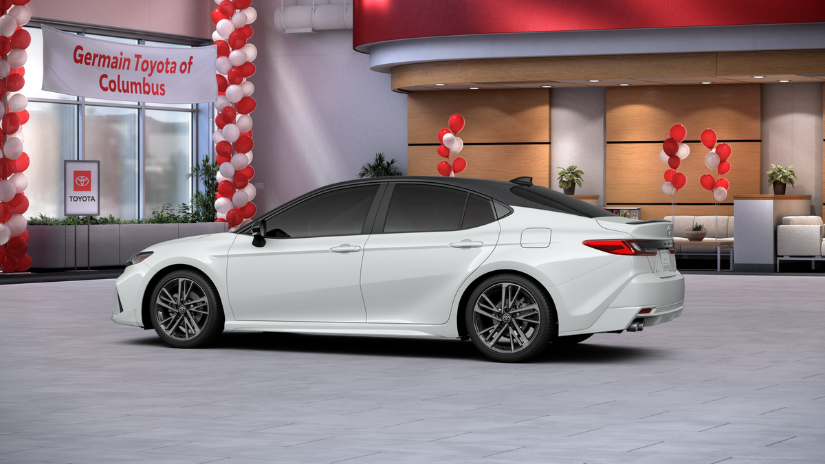 New 2026 Wind Chill Pearl with Midnight Black Metallic roof <sup>1</sup> Toyota  XSE image 7