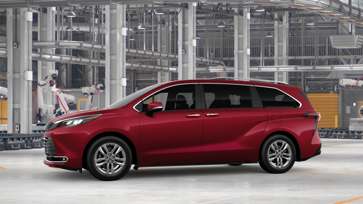 New 2026 Ruby Flare Pearl <sup>1</sup> Toyota  Limited image 5