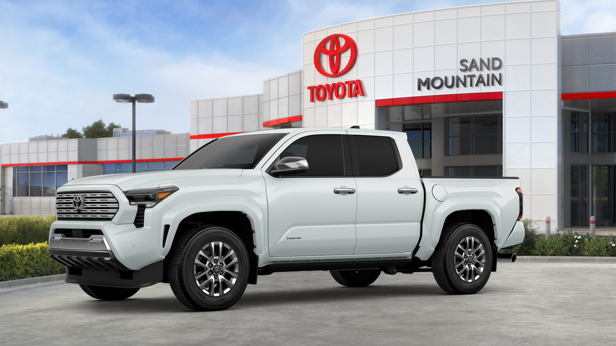 New 2026 Wind Chill Pearl <sup>1</sup> Toyota  Limited image 25
