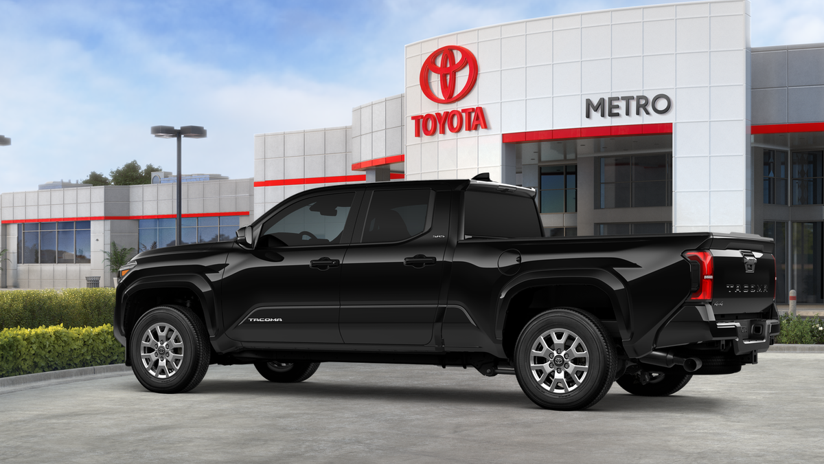 2025 Toyota Tacoma SR5 Double Cab photo 5