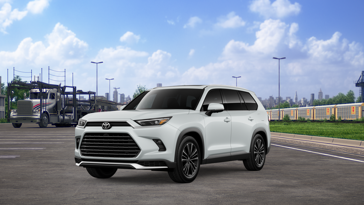 2026 Toyota Grand Highlander Hybrid MAX Platinum photo 2