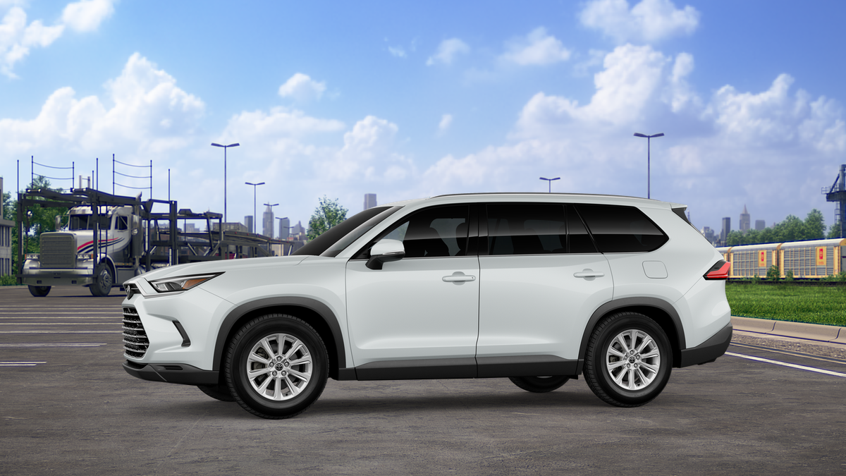 2026 Toyota Grand Highlander Hybrid XLE photo 3