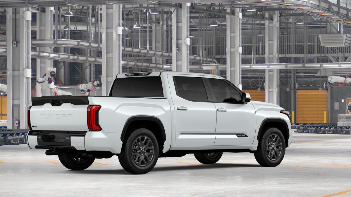 New 2026 Wind Chill Pearl <sup>1</sup> Toyota  Platinum image 12
