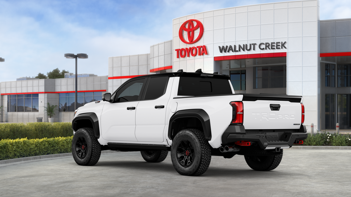 2025 Toyota Tacoma TRD Pro - Photo 8