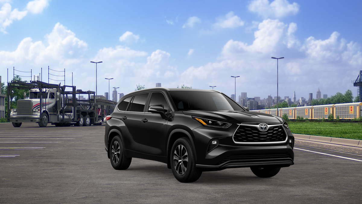 New 2026 Midnight Black Metallic Toyota  XLE image 17