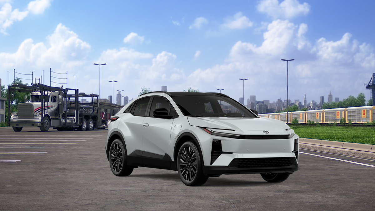 New 2026 Wind Chill Pearl <sup>1</sup> Toyota  XSE image 18