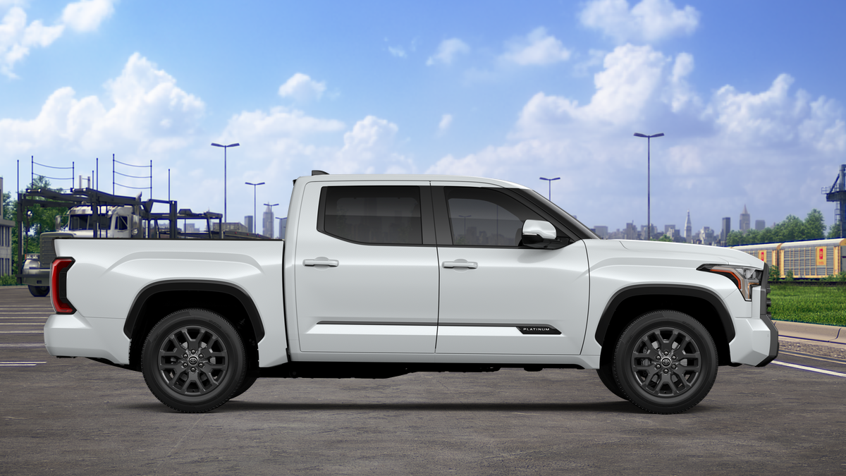 New 2026 Wind Chill Pearl <sup>1</sup> Toyota  Platinum image 14