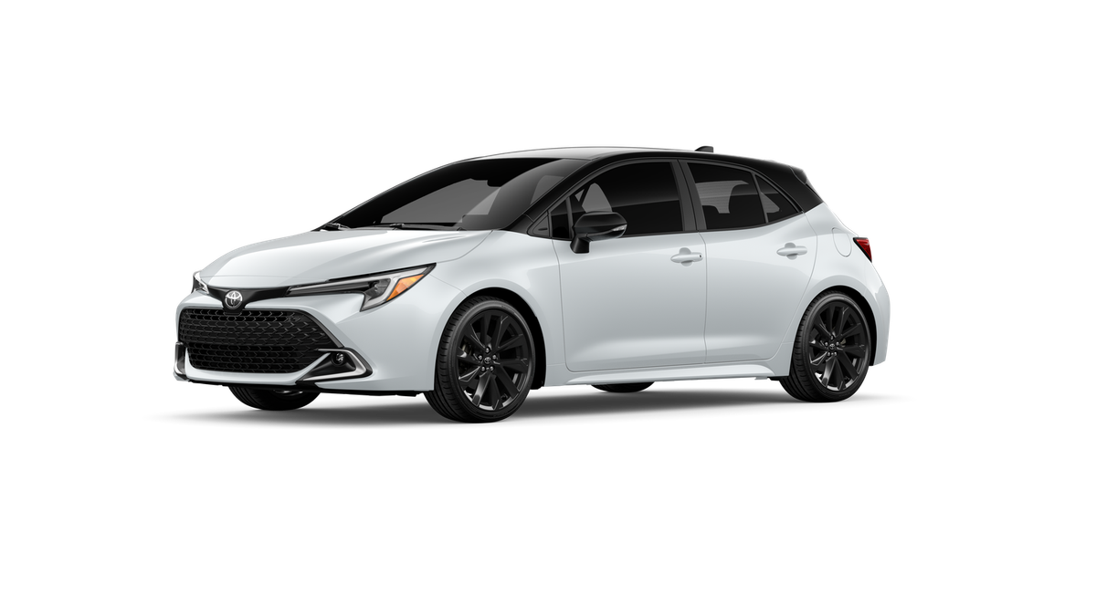 New 2027 Wind Chill Pearl with Black roof <sup>1</sup> Toyota  XSE image 3