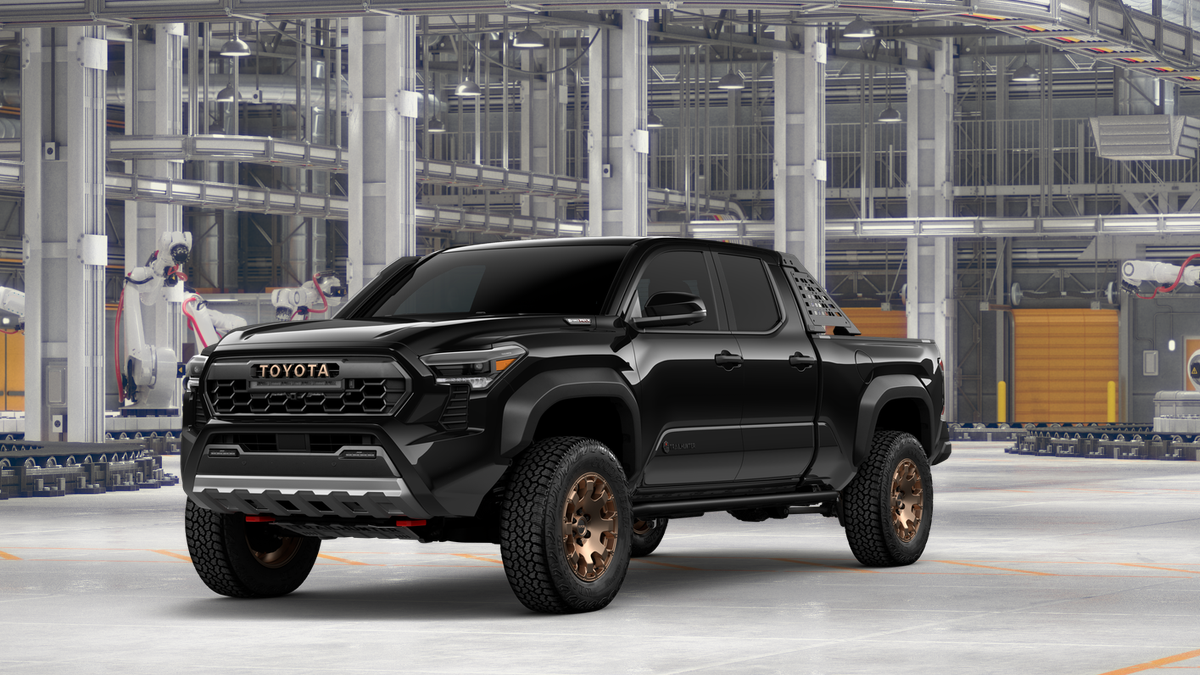 Tacoma Trailhunter 2.4L 4-Cyl. Turbo Hybrid Powertrain 4-Wheel Drive 6-ft. bed Double Cab [1]