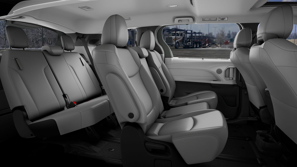 2026 Toyota Sienna photo 2