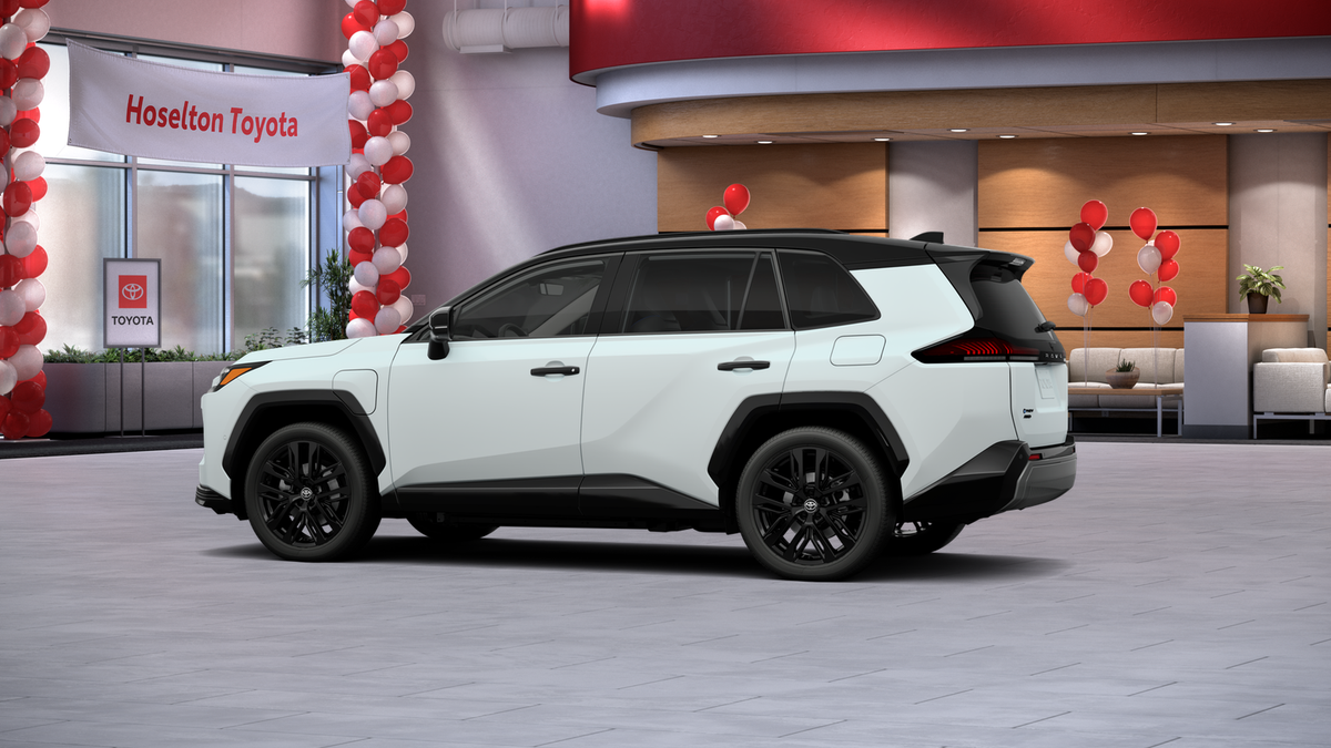 New 2026 Wind Chill Pearl with Midnight Black Metallic roof <sup>1</sup> Toyota  XSE image 7