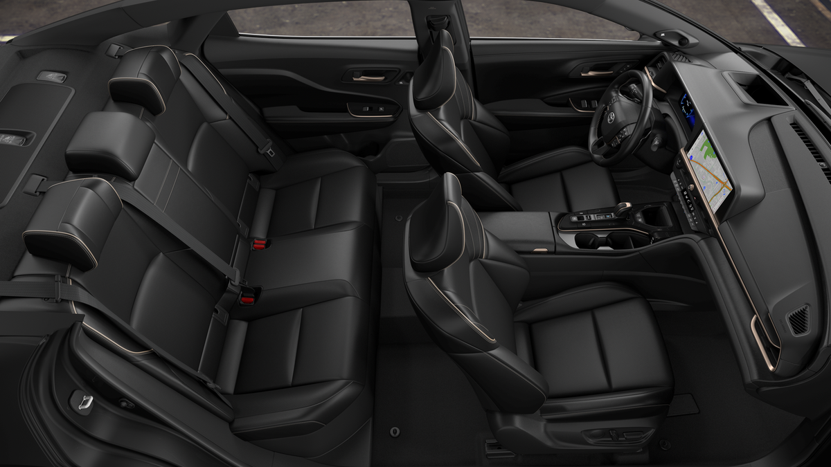 2027 Toyota Toyota Crown Platinum, photo 4 of 12