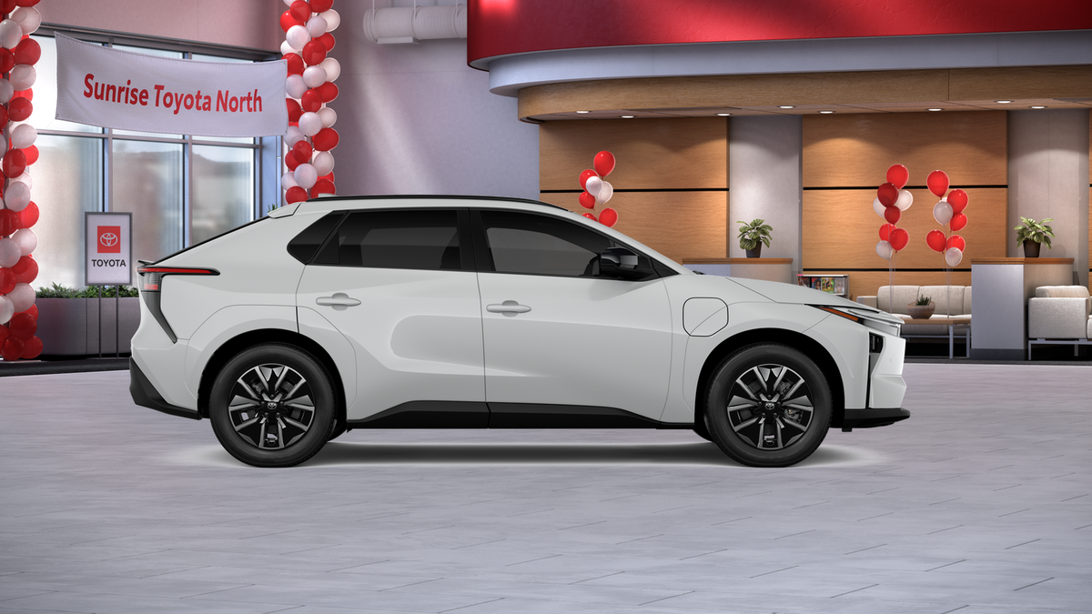 2026 Toyota bZ XLE - Photo 14