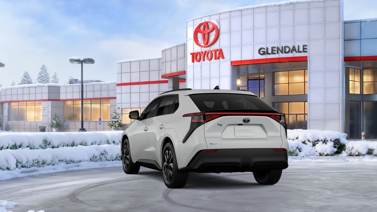 New 2027 Wind Chill Pearl <sup>1</sup> Toyota  XLE image 9