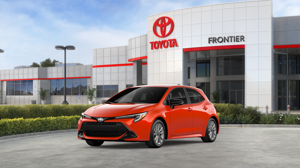 Corolla Hatchback SE 2.0L 4-Cyl. Engine Front-Wheel Drive [0]