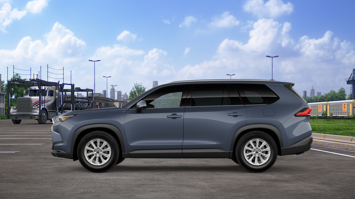 2026 Toyota Grand Highlander XLE photo 4