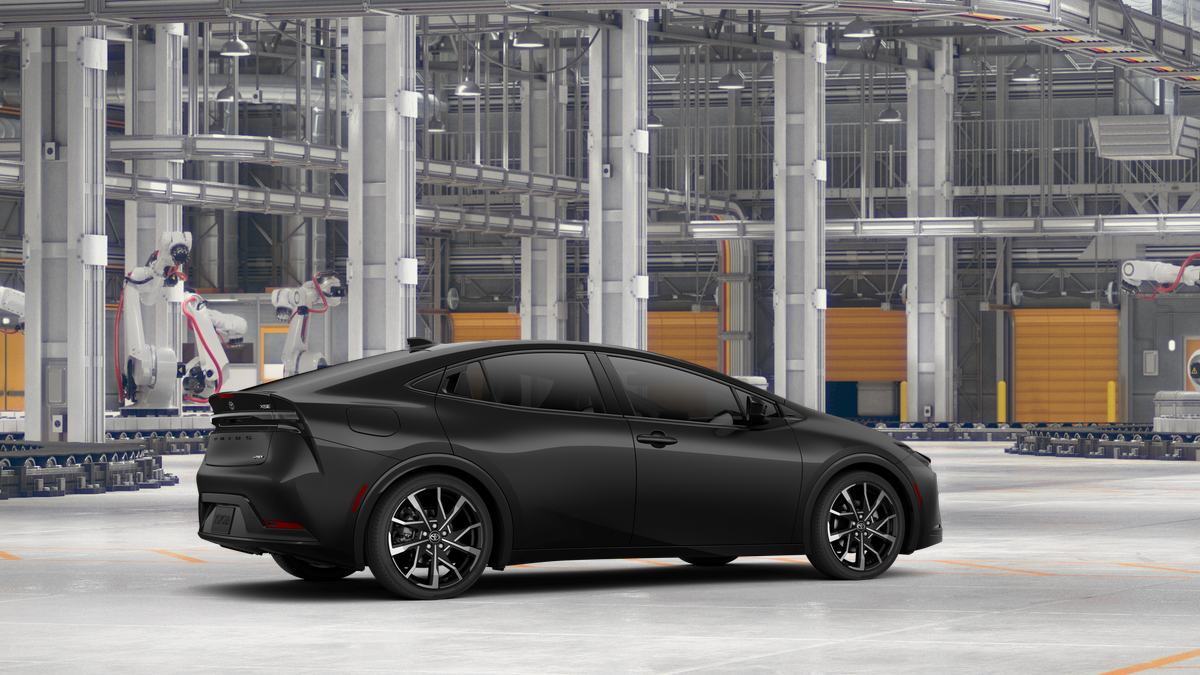 2026 Toyota Prius Plug-in Hybrid XSE photo 10