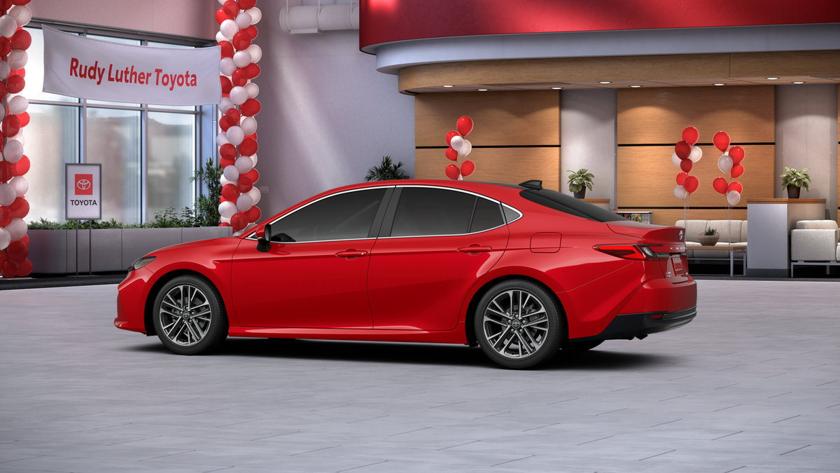 2026 Toyota Camry XLE photo 5