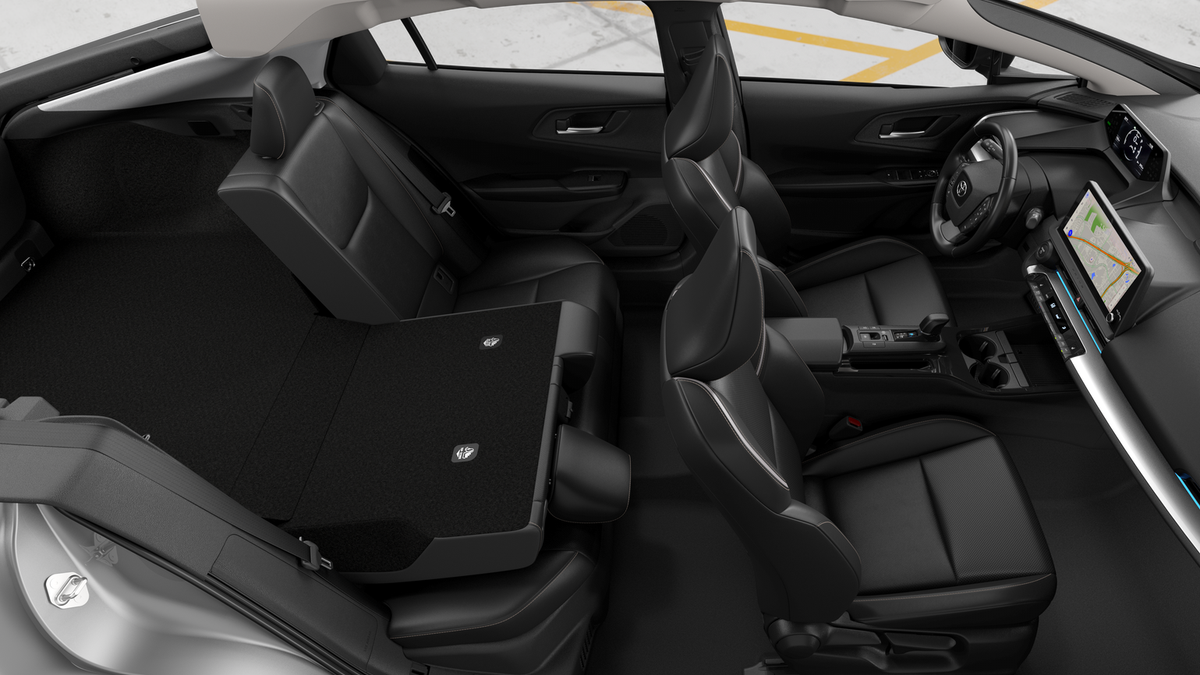 2026 Toyota Prius XLE photo 21