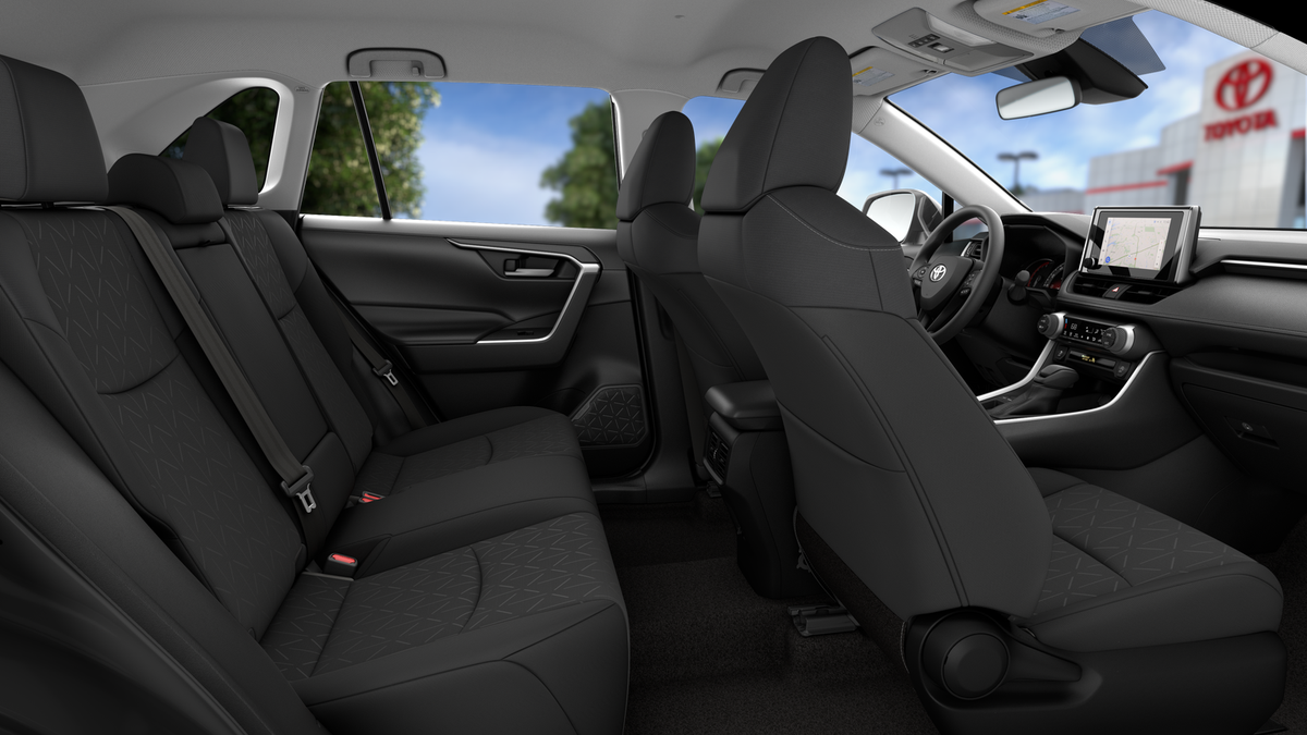 2025 Toyota RAV4 XLE photo 10