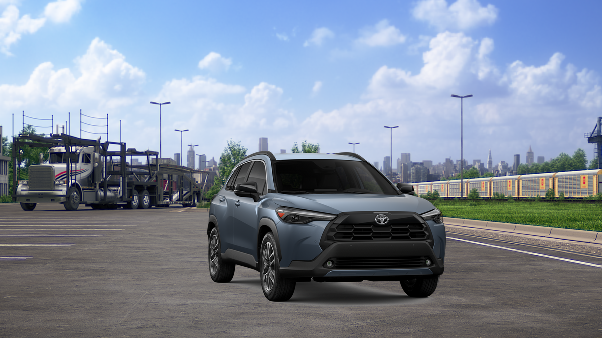 2026 Toyota Corolla Cross XLE photo 16