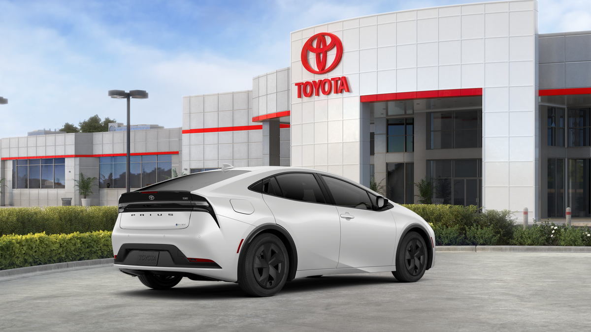 2026 Toyota Prius Plug-in Hybrid SE - Photo 36