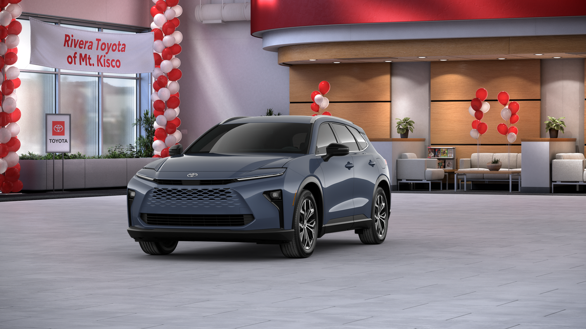 2025 Toyota Crown Signia XLE