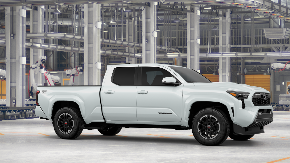 2025 Toyota Tacoma TRD Sport Double Cab photo 16