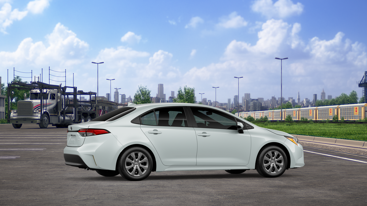 2026 Toyota Corolla LE photo 13