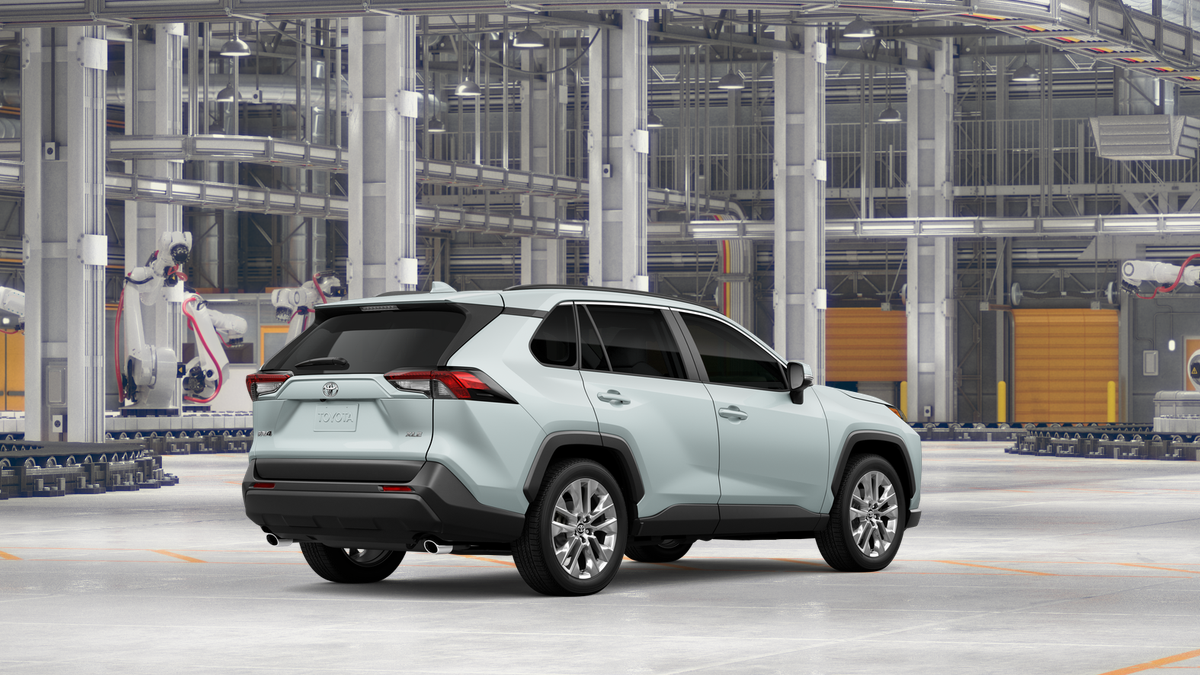 2025 Toyota RAV4 XLE Premium photo 9