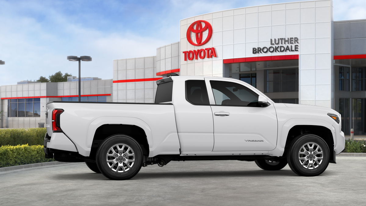 2026 Toyota Tacoma SR5 - Photo 14