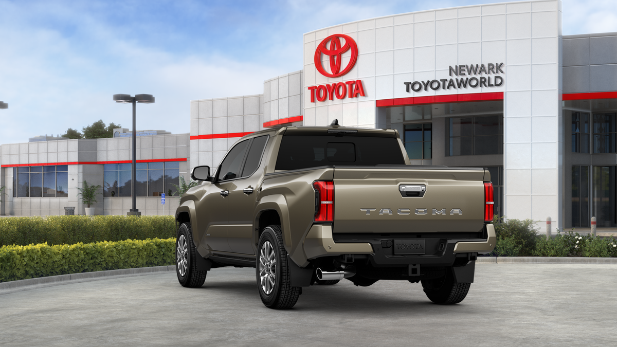 2026 Toyota Tacoma Limited - Photo 9