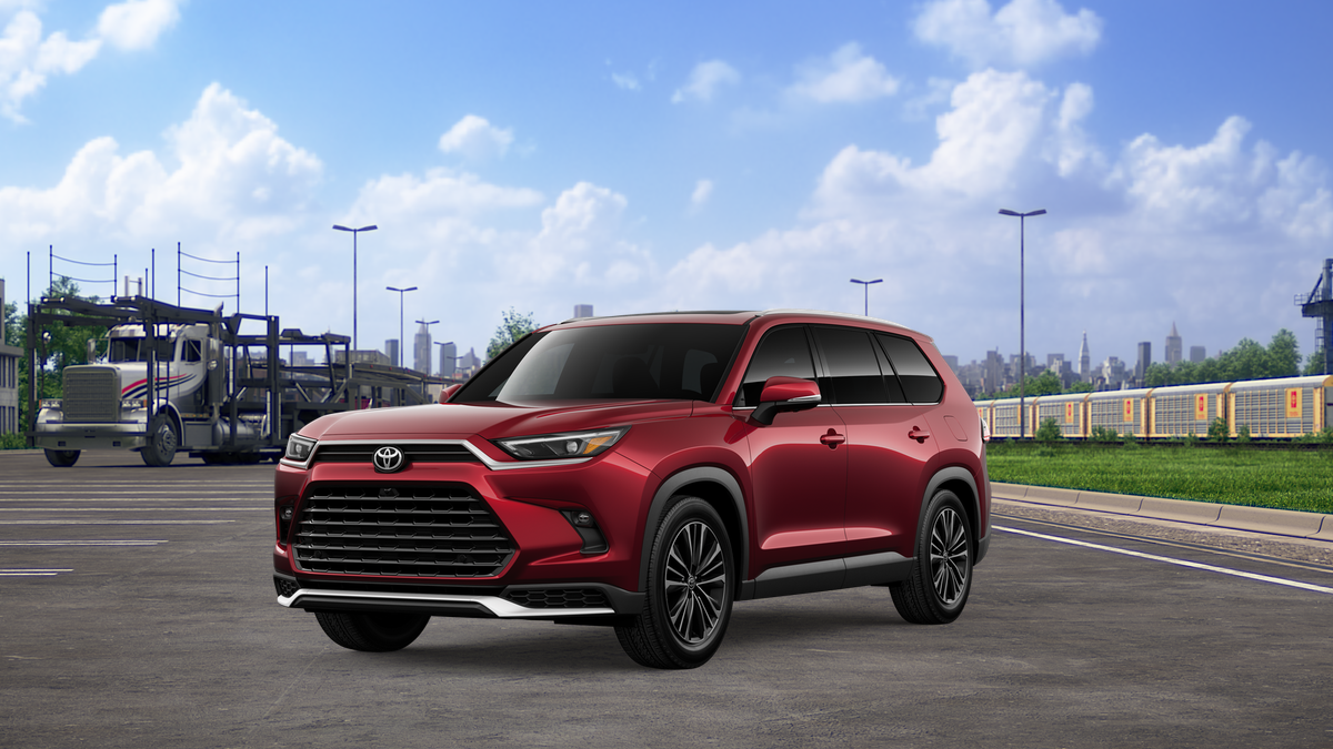 2026 Toyota Grand Highlander Platinum's photo