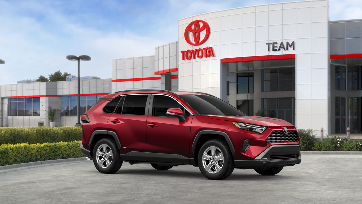 2025 Toyota RAV4 Hybrid XLE photo 10