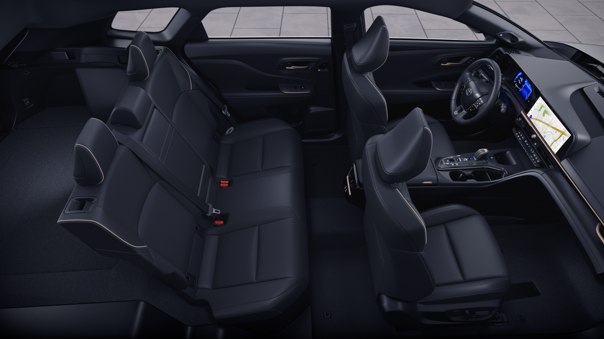 2025 Toyota Crown Signia Limited - Photo 42