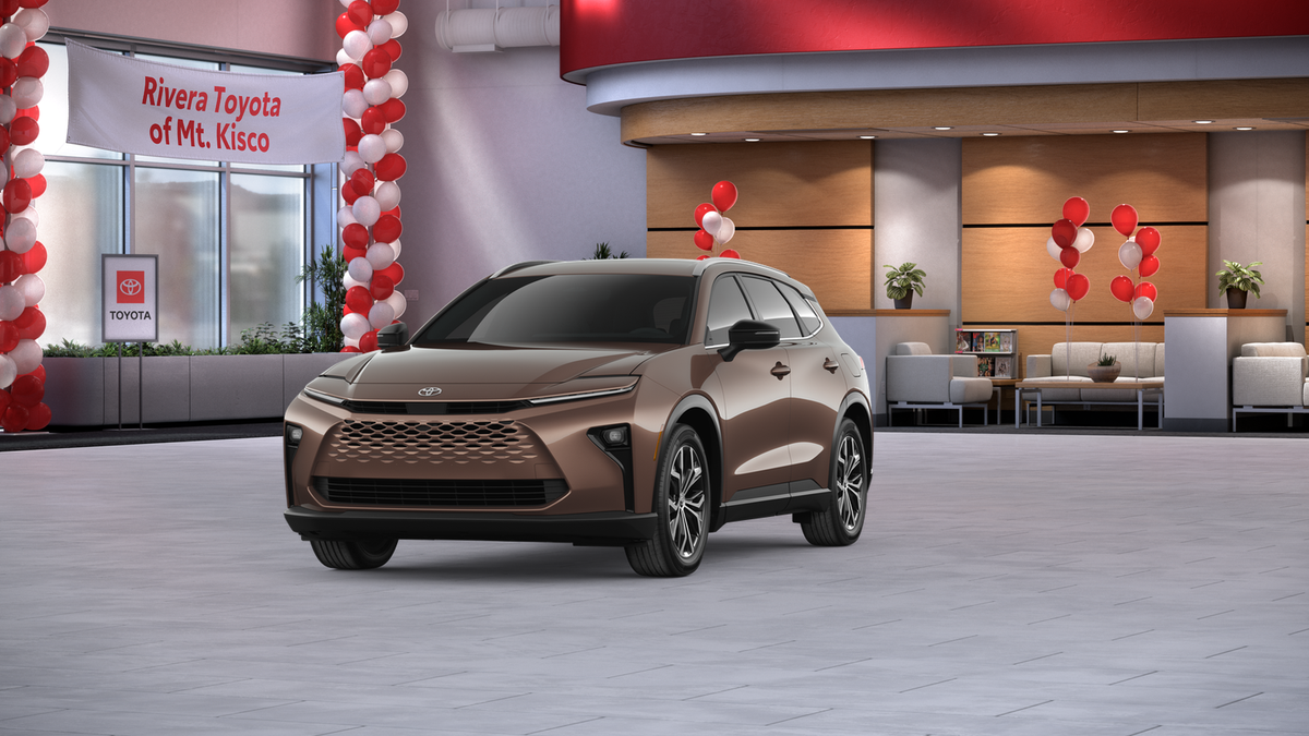 2025 Toyota Crown Signia XLE