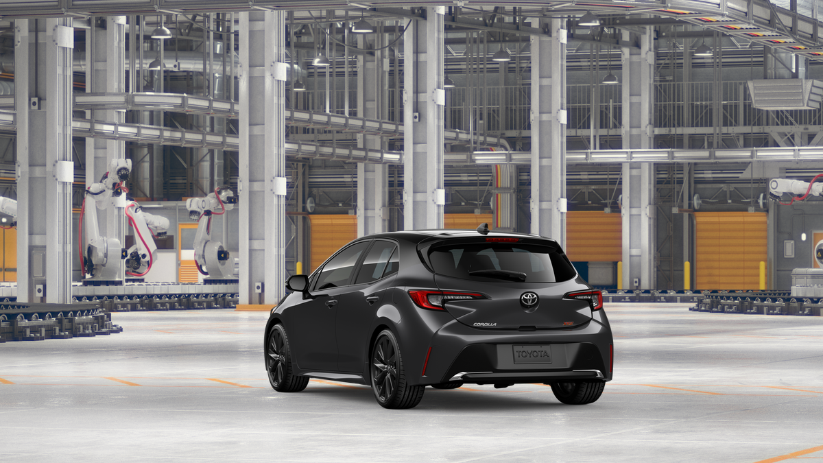New 2026 Magnetic Gray Metallic with Midnight Black Metallic roof <sup>1</sup> Toyota  XSE image 9