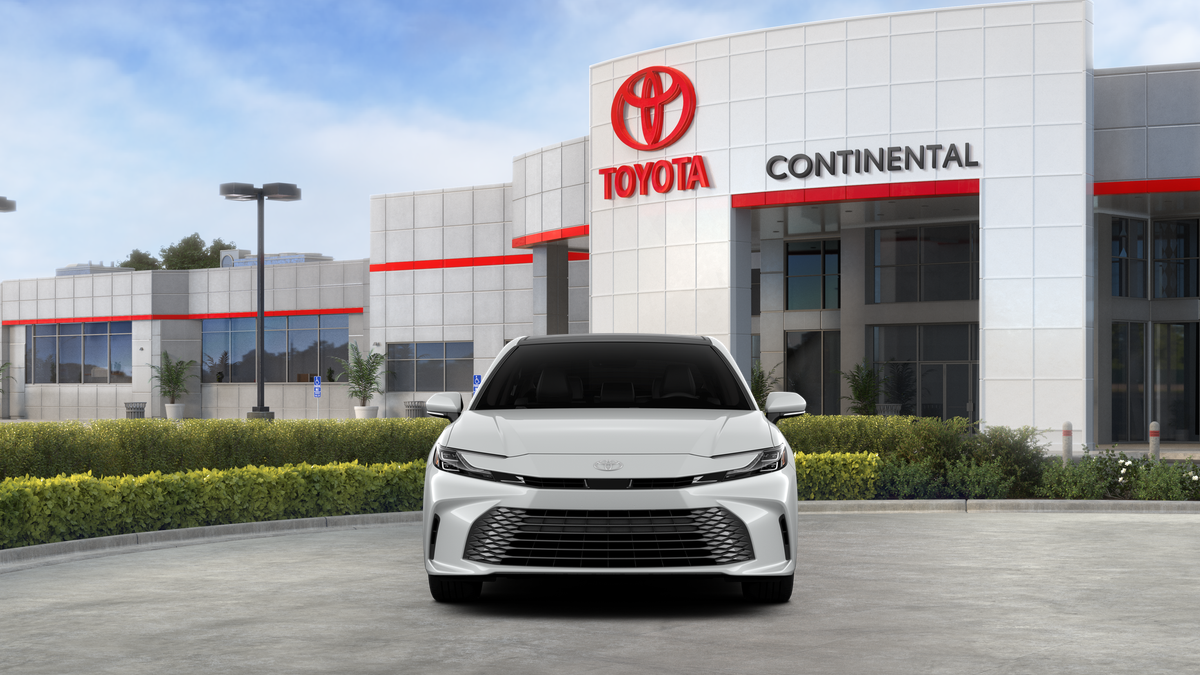 Camry XLE 2.5L 4-Cyl. Engine All-Wheel Drive [17]