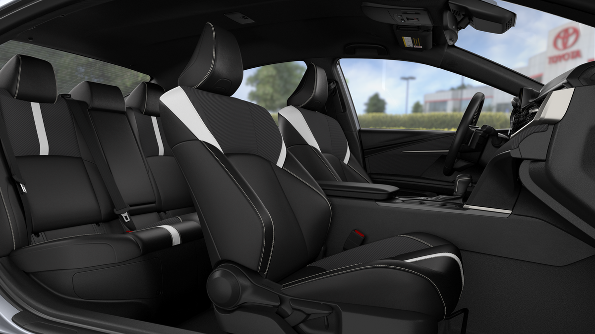 2026 Toyota Camry SE photo 17